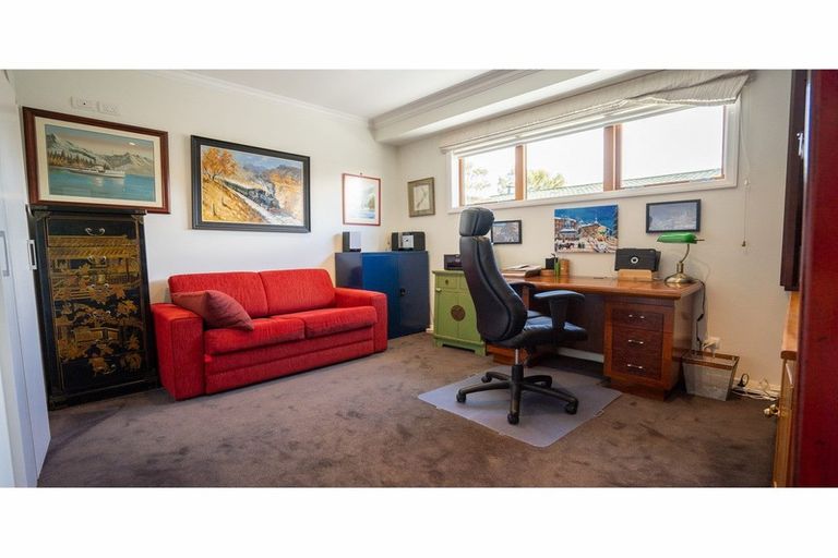 Photo of property in 24 Bourke Street, Windsor, Invercargill, 9810