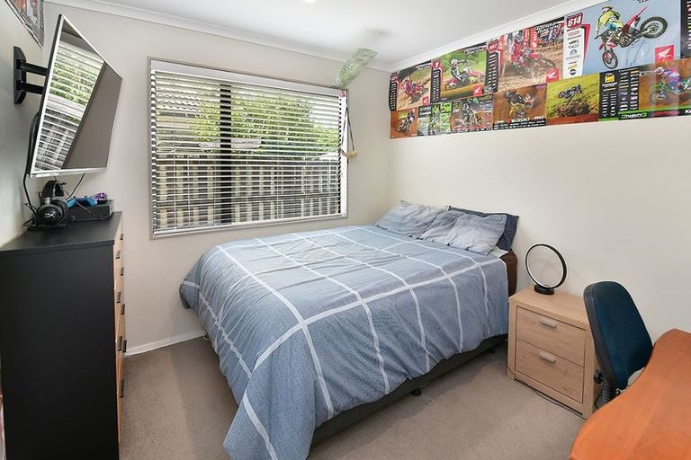 Photo of property in 39 Chic Gardens, Parakai, 0830