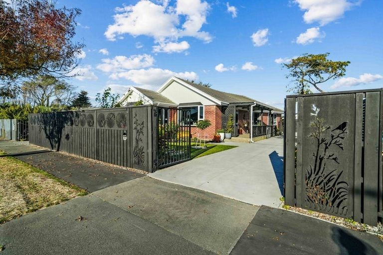 Photo of property in 83 Tedder Avenue, North New Brighton, Christchurch, 8083