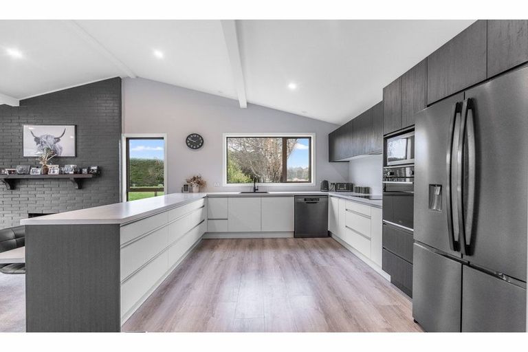 Photo of property in 35 Simon Road, Myross Bush, Invercargill, 9872