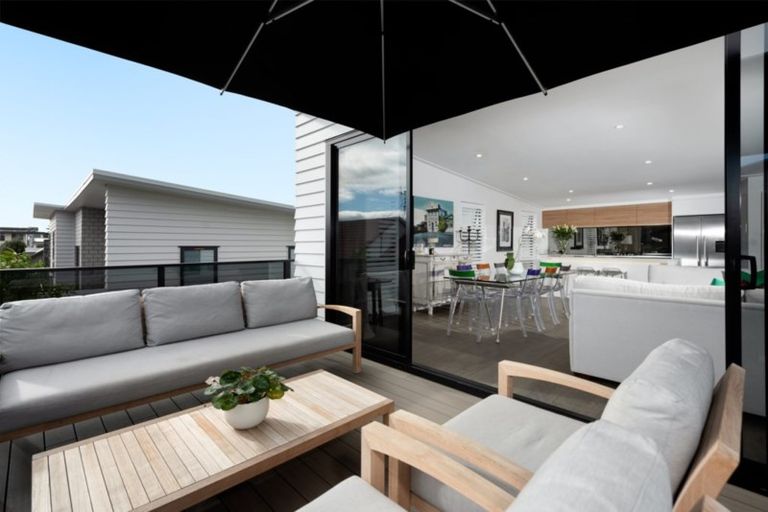Photo of property in 118a Muricata Avenue, Mount Maunganui, 3116