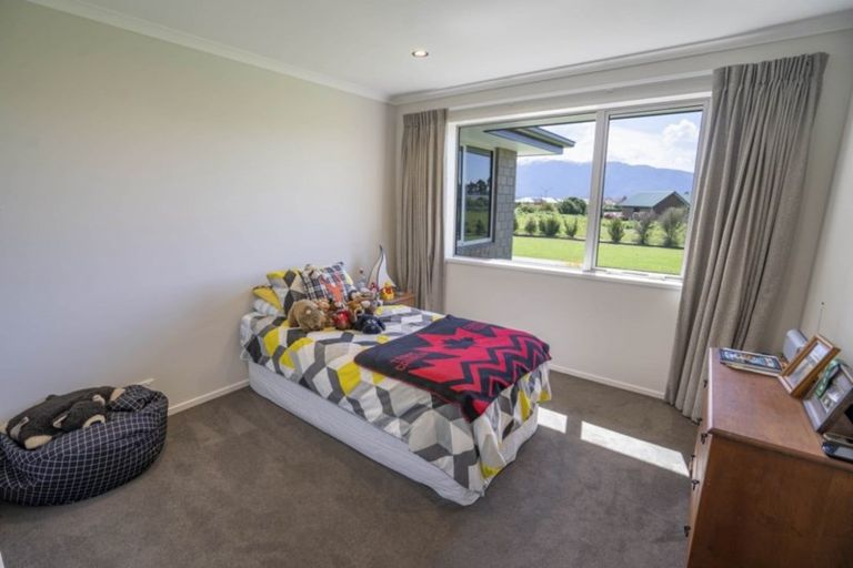 Photo of property in 43 Pukutahi Drive, Te Anau, 9600