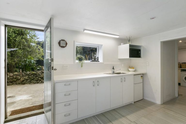 Photo of property in 21 Mcrae Road, Mount Wellington, Auckland, 1060