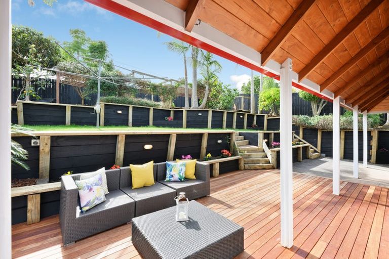 Photo of property in 5 Palmyra Way, Half Moon Bay, Auckland, 2012