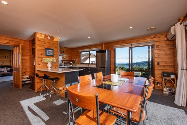 Photo of property in 82 Beacon Hill Road, Strathmore Park, Wellington, 6022