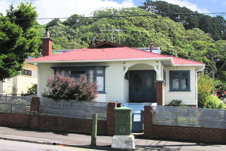 Photo of property in 330 Adelaide Road, Newtown, Wellington, 6021