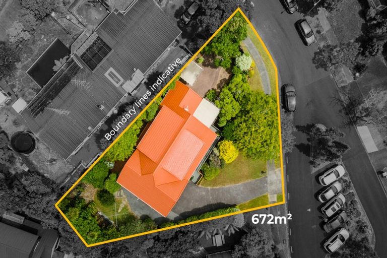 Photo of property in 25 Homewood Place, Chatswood, Auckland, 0626