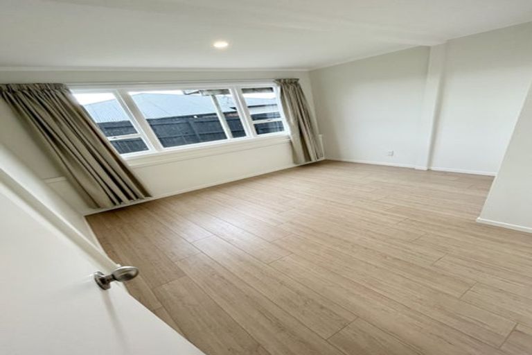 Photo of property in 15b Rishworth Avenue, Stanmore Bay, Whangaparaoa, 0932