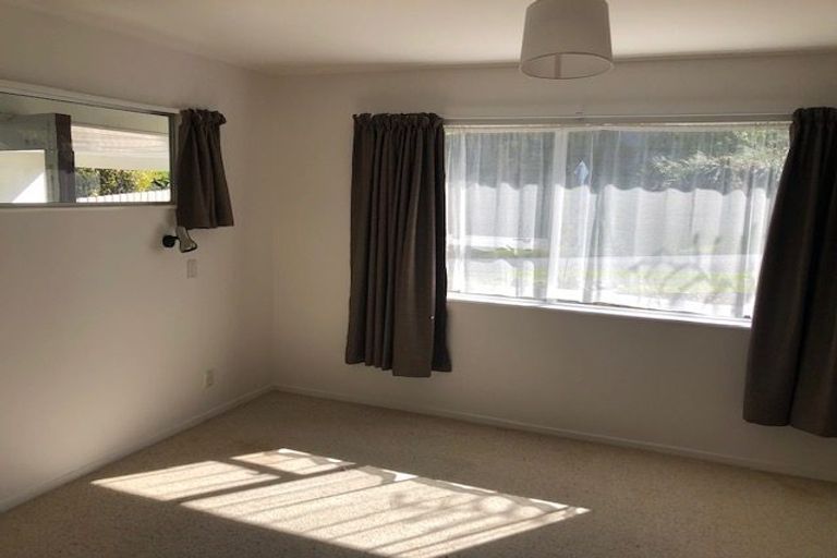 Photo of property in 24 Rajkot Terrace, Broadmeadows, Wellington, 6035