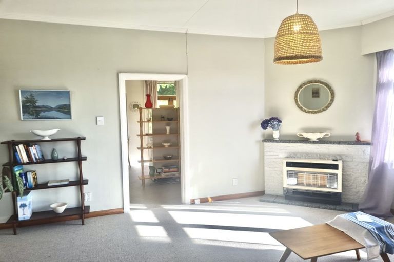 Photo of property in 11 Buckingham Street, Melrose, Wellington, 6023