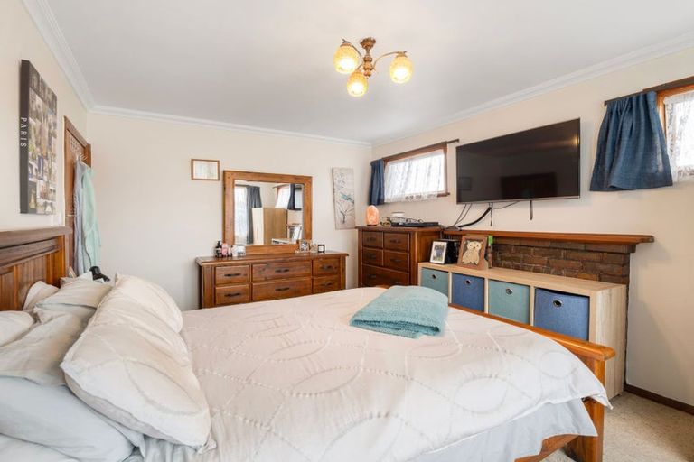Photo of property in 25 Vernon Avenue, Takaro, Palmerston North, 4412