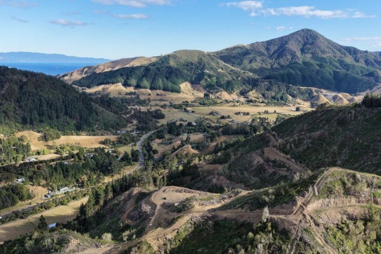 Photo of property in 80 Ross Road, Hira, 7071