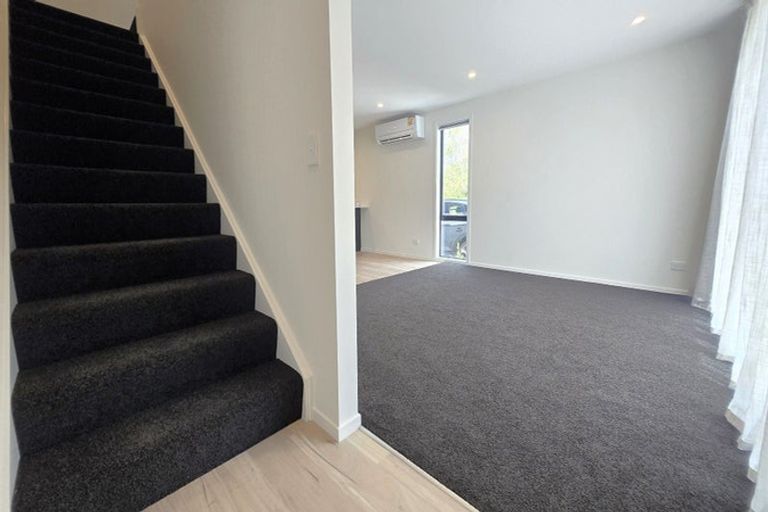 Photo of property in 354 Fergusson Drive, Heretaunga, Upper Hutt, 5018