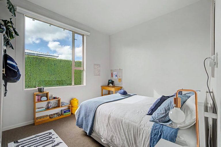 Photo of property in 1 Collingwood Street, Strathern, Invercargill, 9812