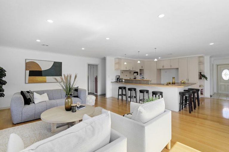 Photo of property in 85 Emerald Hill Drive, Birchville, Upper Hutt, 5018