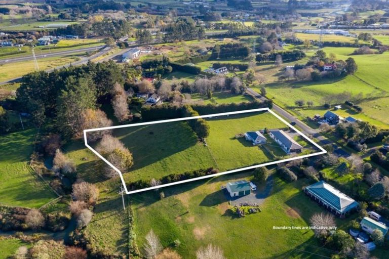 Photo of property in 72 Brookfield Road, Drury, 2577