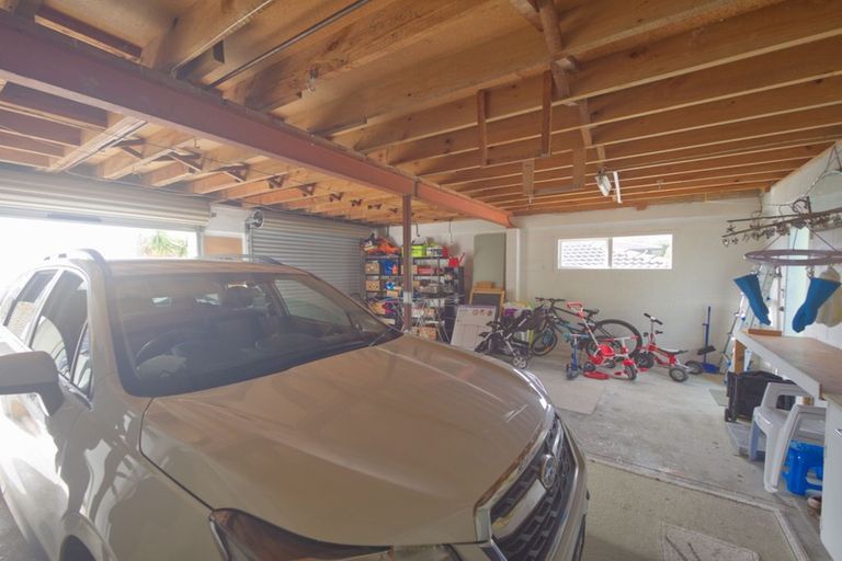 Photo of property in 1/7 Willis Street, Torbay, Auckland, 0630