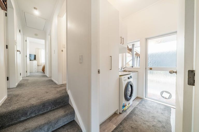 Photo of property in 2/19 James Grove, Stokes Valley, Lower Hutt, 5019