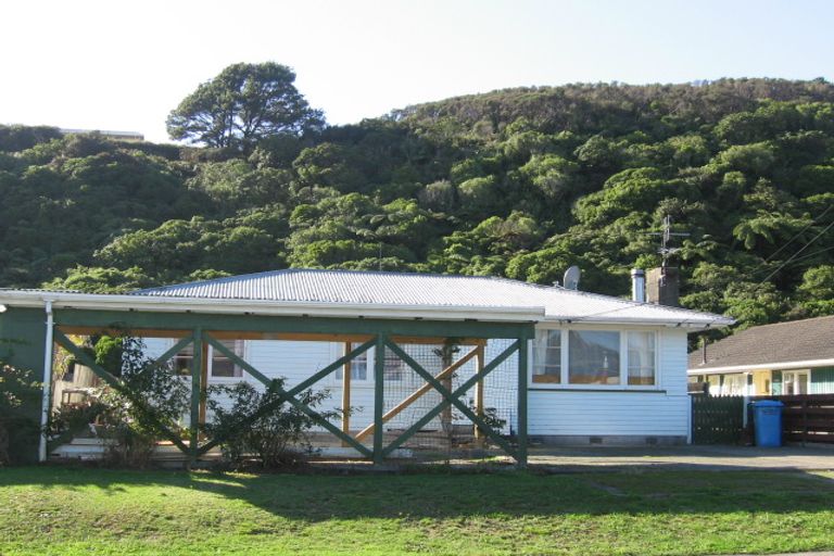Photo of property in 65 Gillespies Road, Birchville, Upper Hutt, 5018