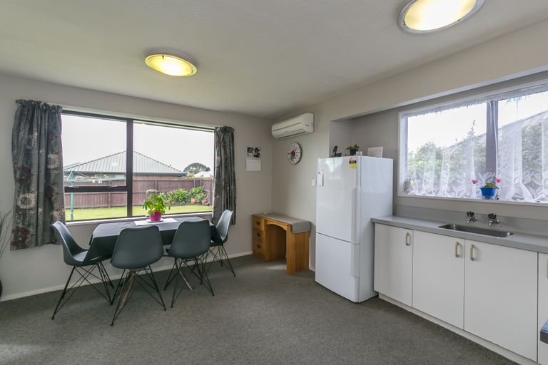 Photo of property in 83 Arcon Drive, Broomfield, Christchurch, 8042