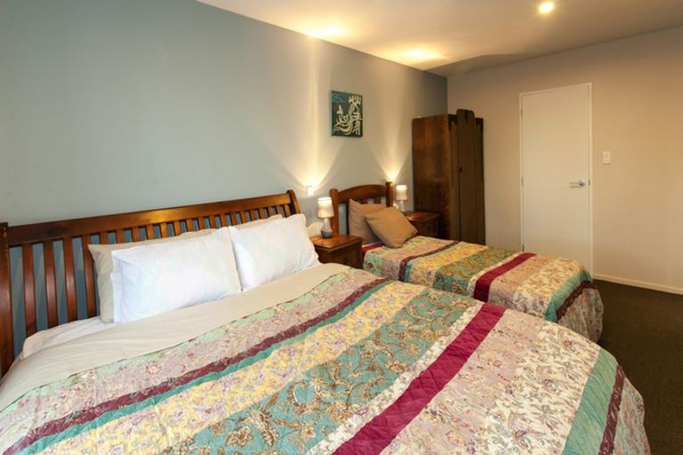 Photo of property in 42 Newnham Terrace, Upper Riccarton, Christchurch, 8041