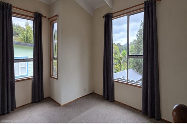 Photo of property in 63 Stillwater Crescent, Stillwater, Silverdale, 0993