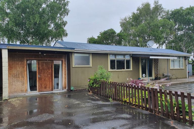 Photo of property in 2/17 Barnes Road, Redwood, Christchurch, 8051