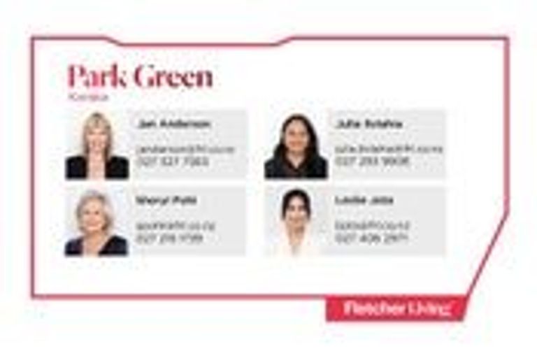 Photo of property in 24 Park Green Avenue, Rosehill, Papakura, 2113