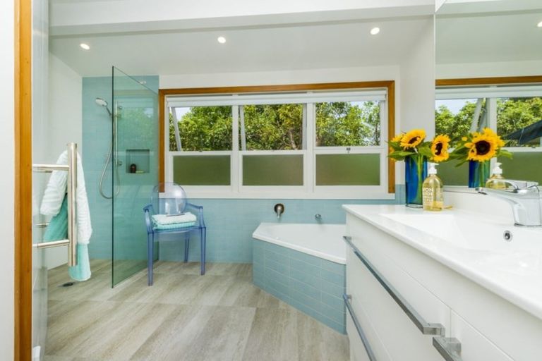 Photo of property in 3 Lake View Road, Takapuna, Auckland, 0622