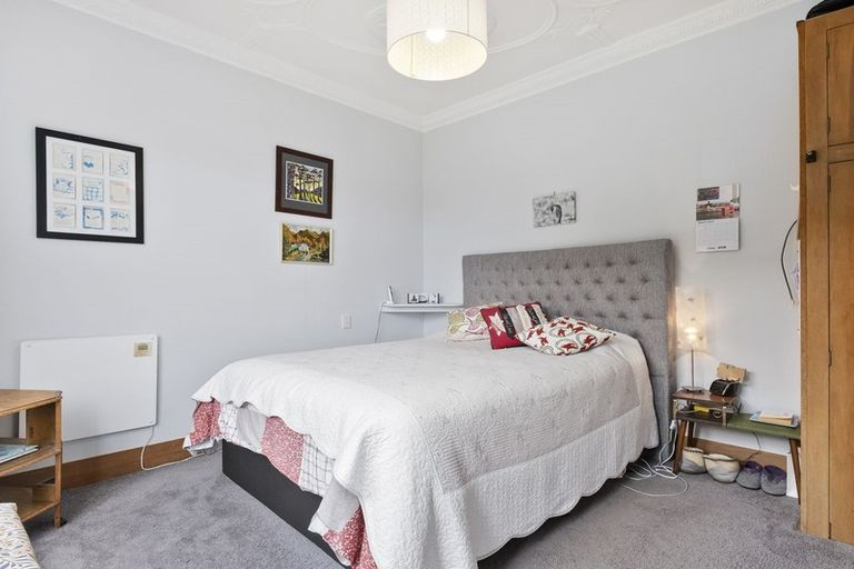 Photo of property in 15 Wharfdale Street, Macandrew Bay, Dunedin, 9014