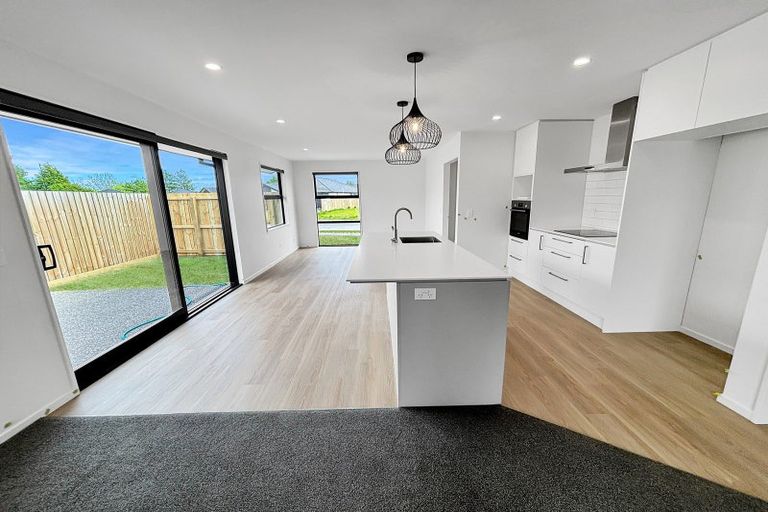 Photo of property in 10 Songpa Street, Halswell, Christchurch, 8025