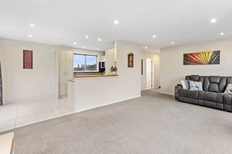 Photo of property in 18 Bayswater Crescent, Bromley, Christchurch, 8062