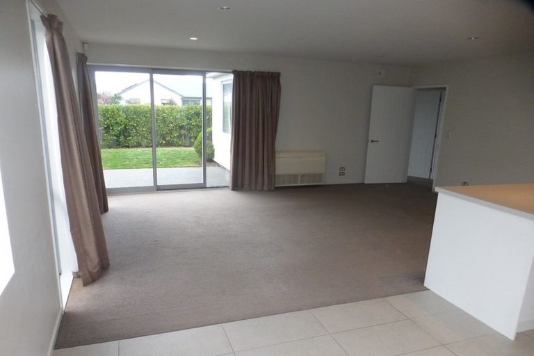 Photo of property in 8 Caulfield Avenue, Halswell, Christchurch, 8025