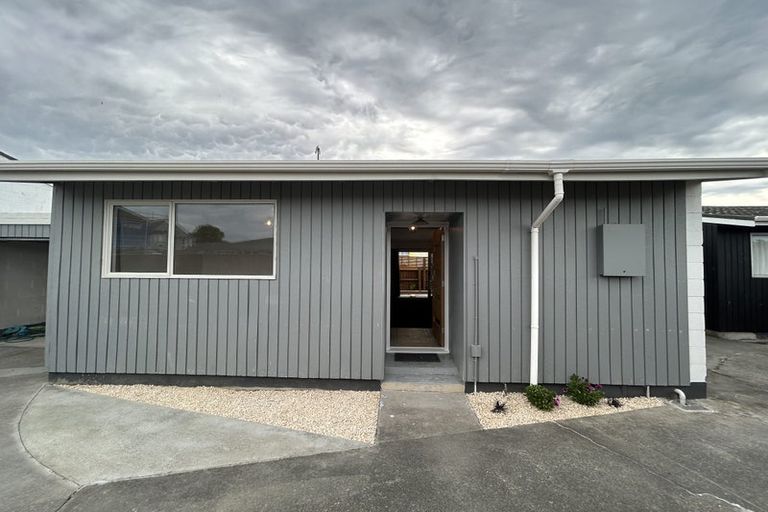 Photo of property in 2/422 Armagh Street, Linwood, Christchurch, 8011
