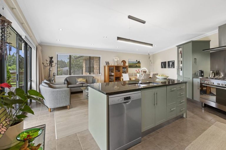 Photo of property in 69b Karamea Street, Whalers Gate, New Plymouth, 4310