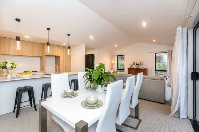 Photo of property in 6c Burns Street, Westown, New Plymouth, 4310