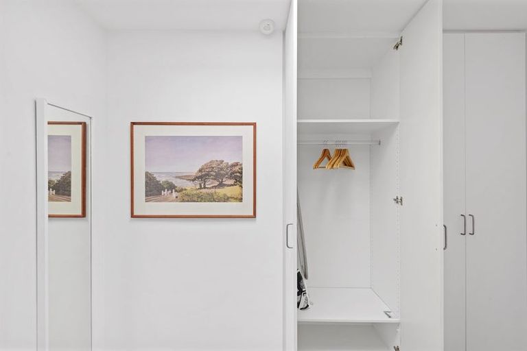 Photo of property in 18 Marriner Street, Sumner, Christchurch, 8081