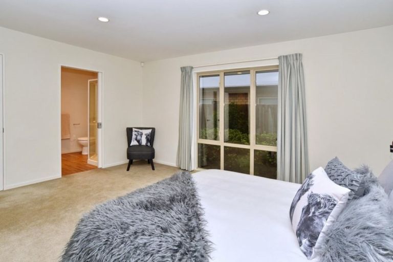 Photo of property in 22 Cedar Place, Rangiora, 7400