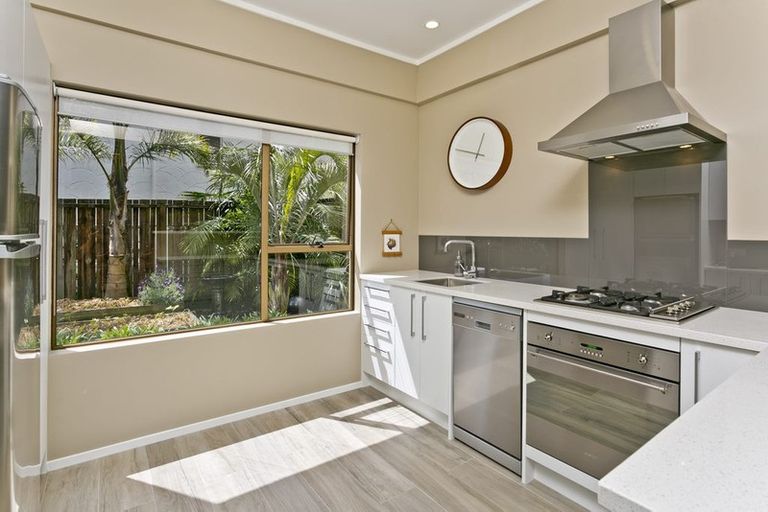 Photo of property in 14 Galaxy Drive, Mairangi Bay, Auckland, 0630