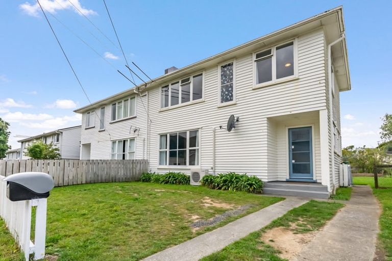 Photo of property in 40 Bell Street, Tawa, Wellington, 5028