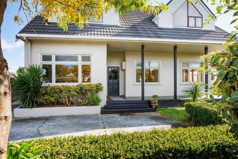 Photo of property in 163 College Street, Awapuni, Palmerston North, 4412