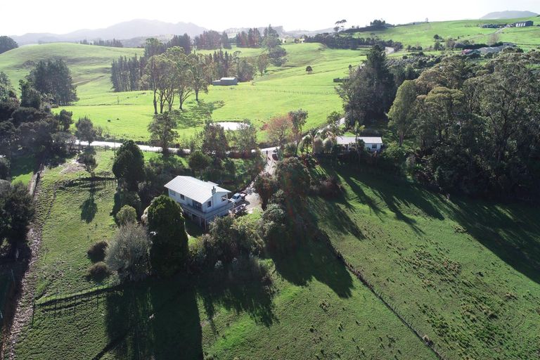Photo of property in 15 Fosters Road, Mangonui, 0494
