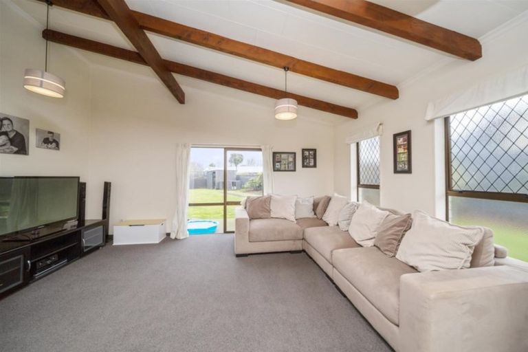 Photo of property in 43 Cassandra Street, Stratford, 4332