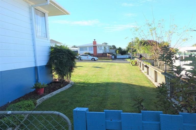 Photo of property in 3 Leonard Place, Onerahi, Whangarei, 0110