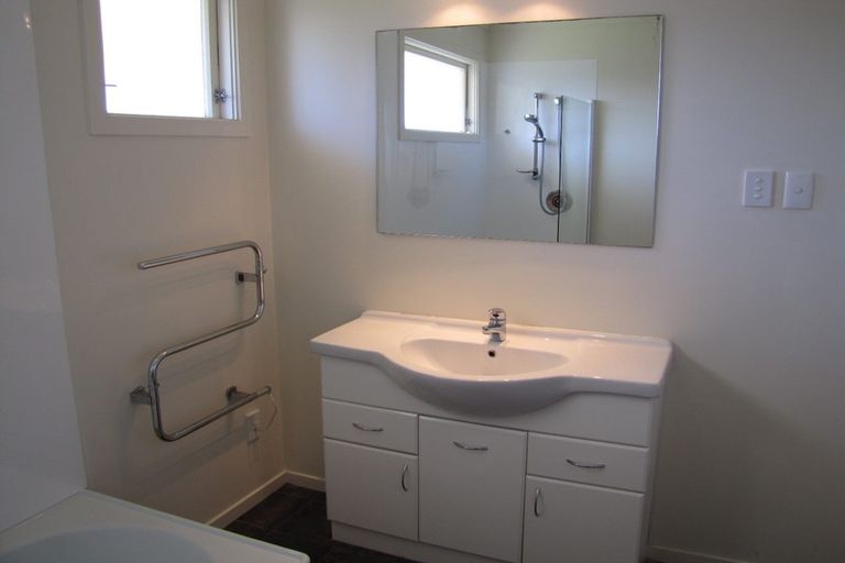 Photo of property in 12 Torquay Street, Abbotsford, Dunedin, 9018