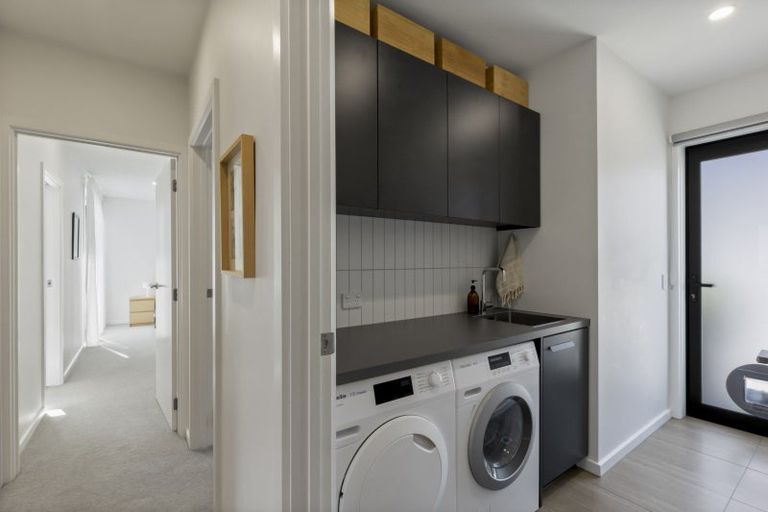 Photo of property in 7 Kotuku Lane, Jacks Point, Queenstown, 9371