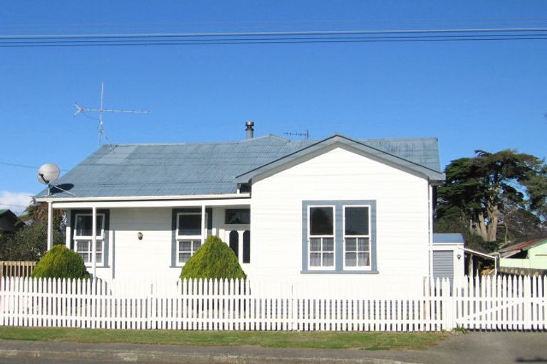 Photo of property in 6 Bell Street, Otaki, 5512