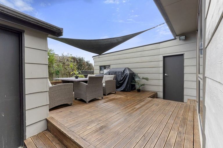 Photo of property in 1 Kimberley Grove, Westbrook, Palmerston North, 4412