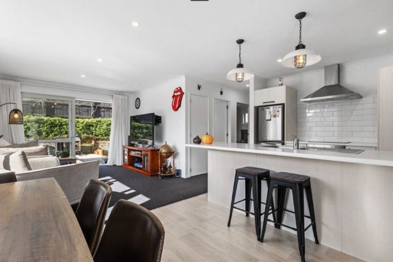 Photo of property in 24 Benmore Crescent, Pyes Pa, Tauranga, 3112