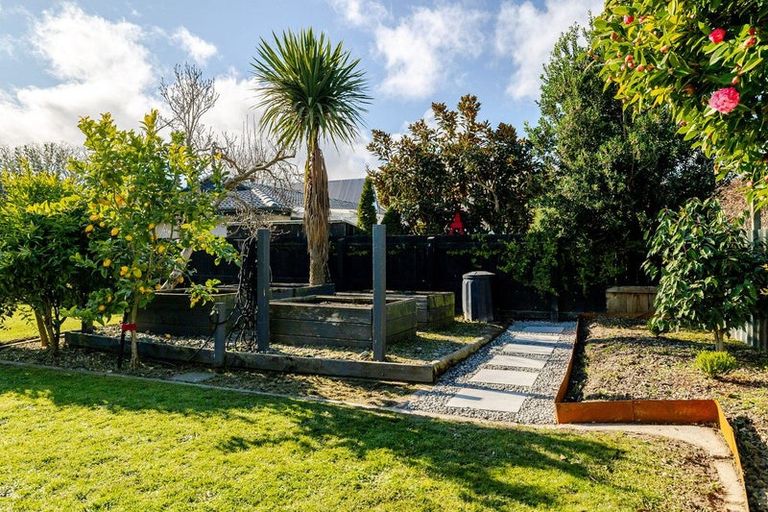 Photo of property in 3 Spilman Place, Awapuni, Palmerston North, 4412